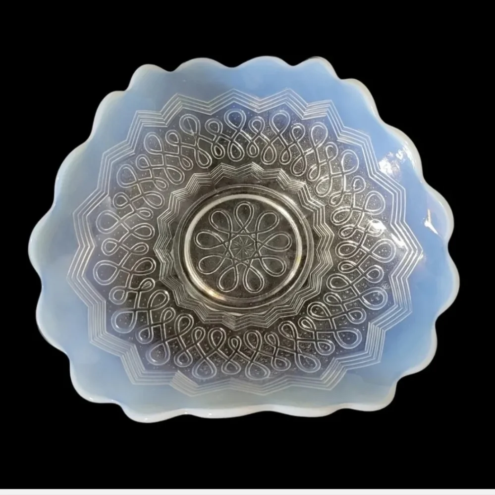 Jefferson Glass EAPG Many Loops Pattern Dish